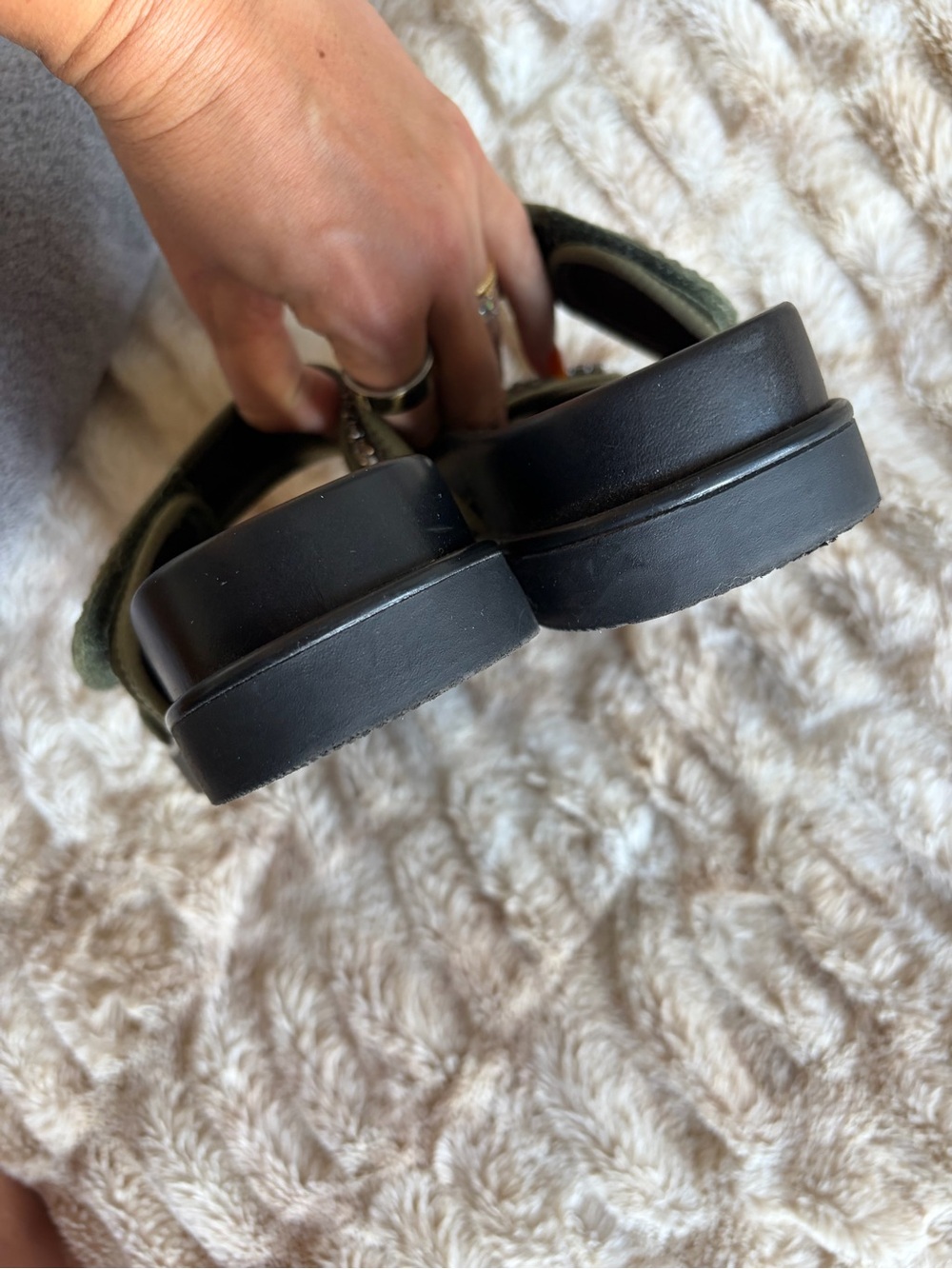 Chelsea & Violet Rhinestone Slides - Picture 8 of 9